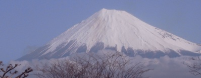 ●春富士の頂
