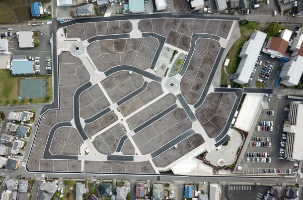 ●造成工事竣工時（2018年4月）の空撮　撮影：戸田建設