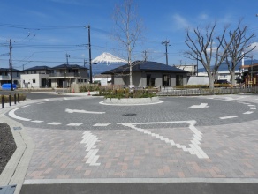 ●サークル道路と防災地域拠点