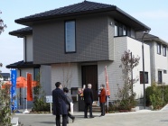 ●旭化成ホームズ ●旭化成ホームズ